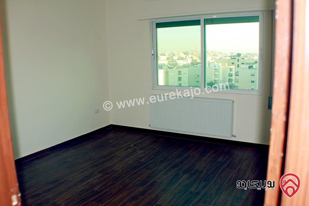 شقة مساحة 200م طابق ثالث للبيع في عمان - مرج الحمام