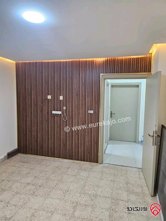 شقة طابق ثالث مساحة 110م للبيع في عمان - ضاحية الحاج حسن 