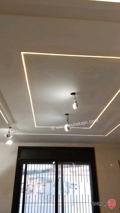 فيلا مساحة 449م على أرض 853م للبيع في عمان - ناعور