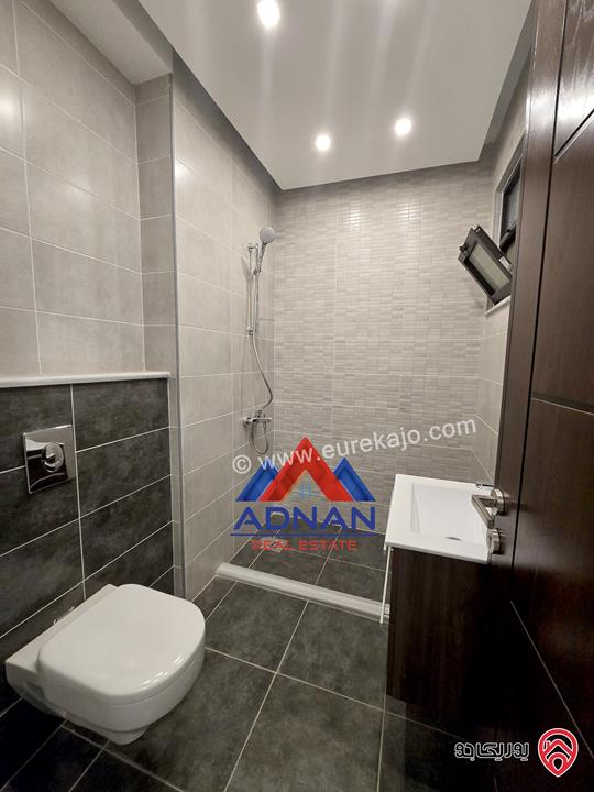 شقة فارغة جديدة لم تسكن طابق أول مساحة 200م للايجار السنوي في عمان - الشميساني