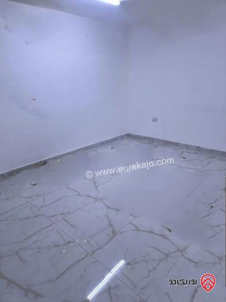 شقة طابق ارضي مساحة 100م + 50م ترس للايجار في عمان - جبل الحسين 