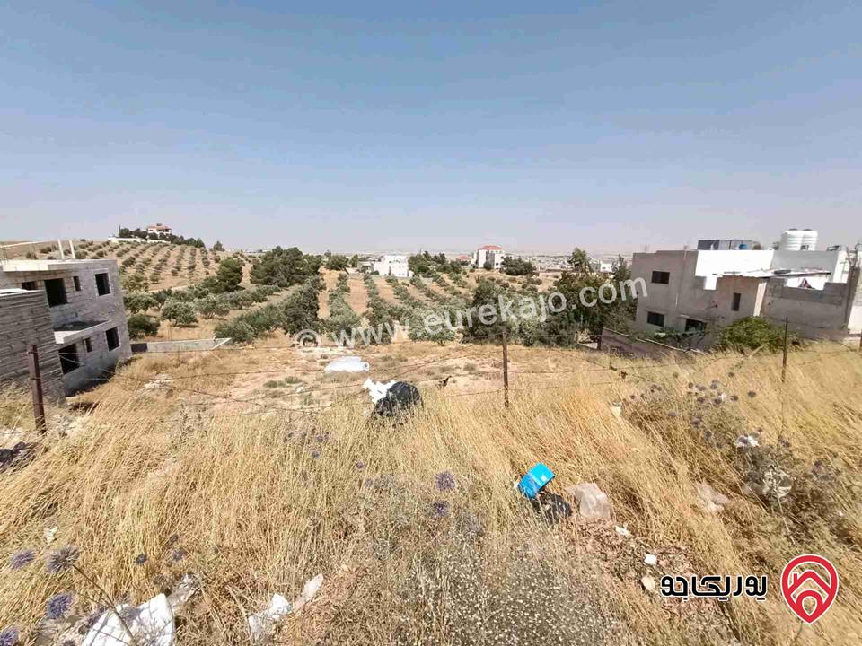 قطعة أرض سكنية مساحة 373م للبيع في عمان - اللبن