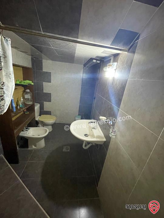 شقة أرضية دوبلكس مساحة 257م داخلي و 250م خارجي للبيع في العقبة - الخامسة