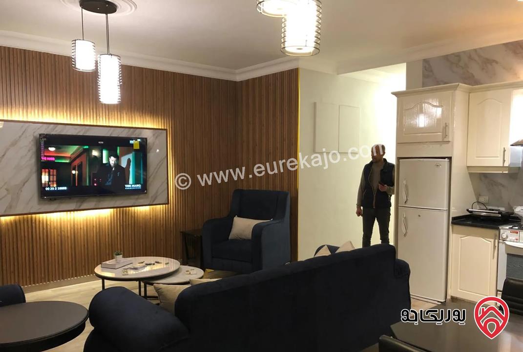 شقة فاخرة مفروشة طابق أول مساحة 105م للايجار في عمان - عبدون