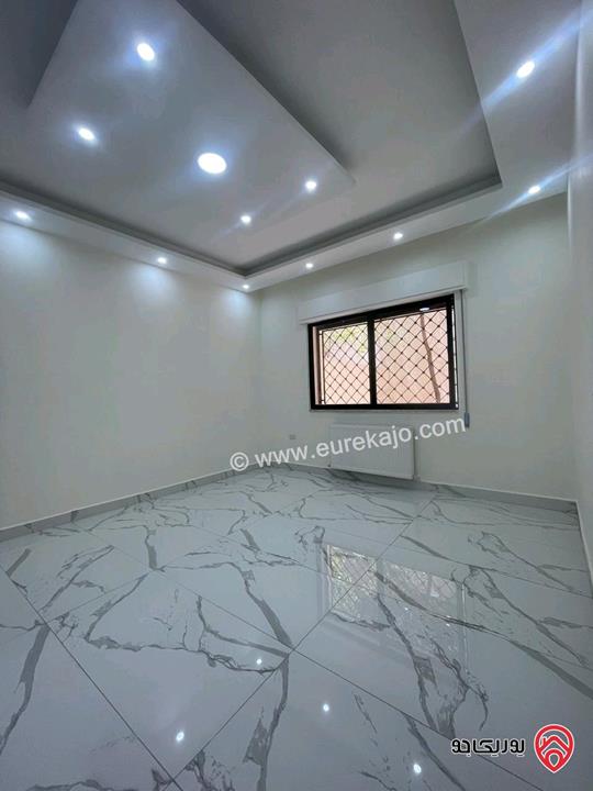 شقة طابق أرضي مساحة 175م داخلي و 250م خارجي للبيع في عمان - تلاع العلي 