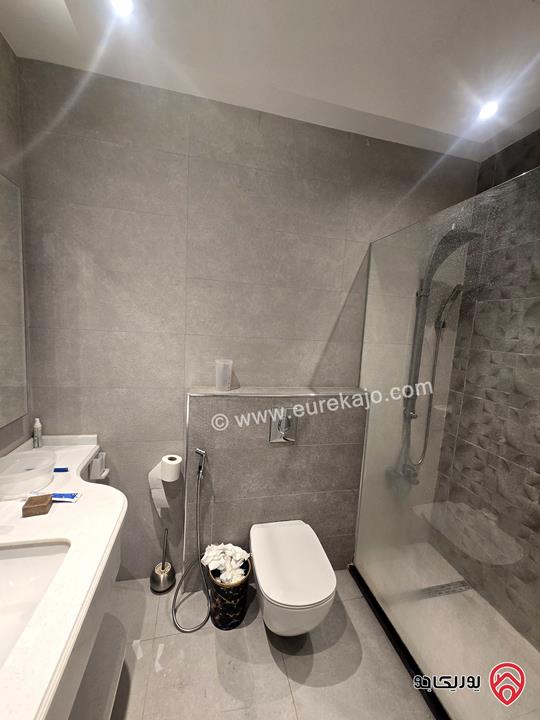 شقة فارغة مساحة 200م طابق أول للايجار في عمان - الرابية