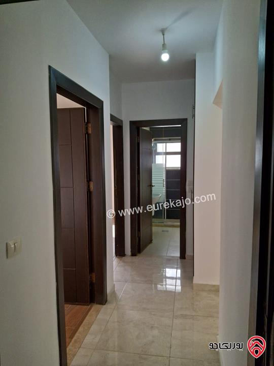 شقة جديدة طابق ثاني مساحة 174م للبيع في عمان - خلدا