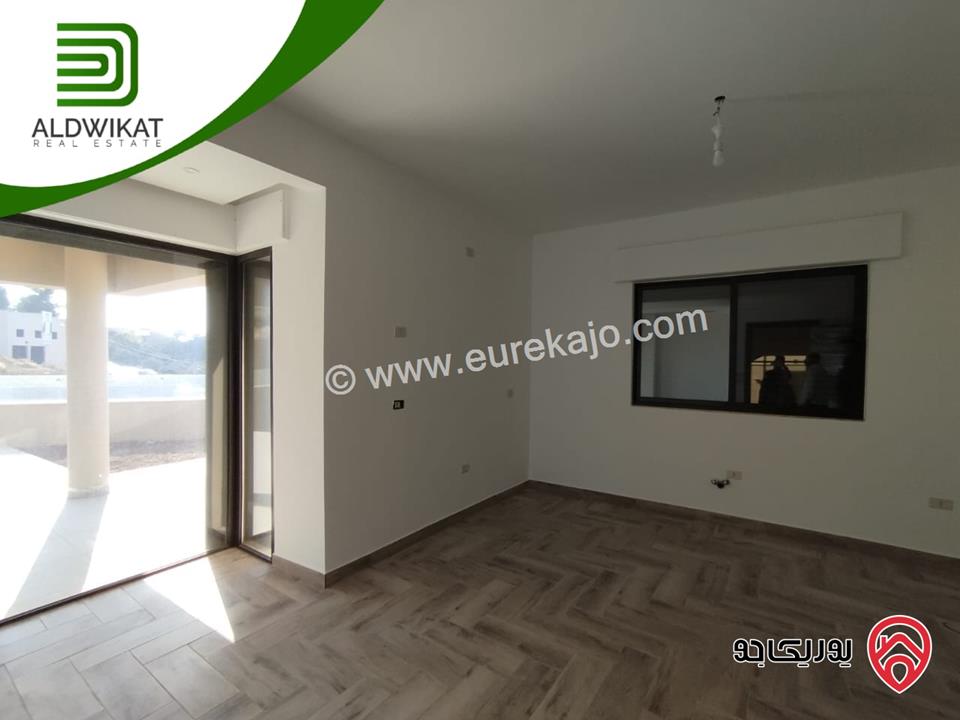 فيلا مستقلة مساحة البناء 530م ومساحة الارض 520م ومساحة الحديقة 200م للبيع في ماحص على حد بدر الجديدة