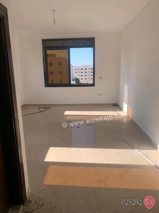 شقة عمار جديد وتشطيب جديد مساحة 140م للايجار في اربد - حي المقري