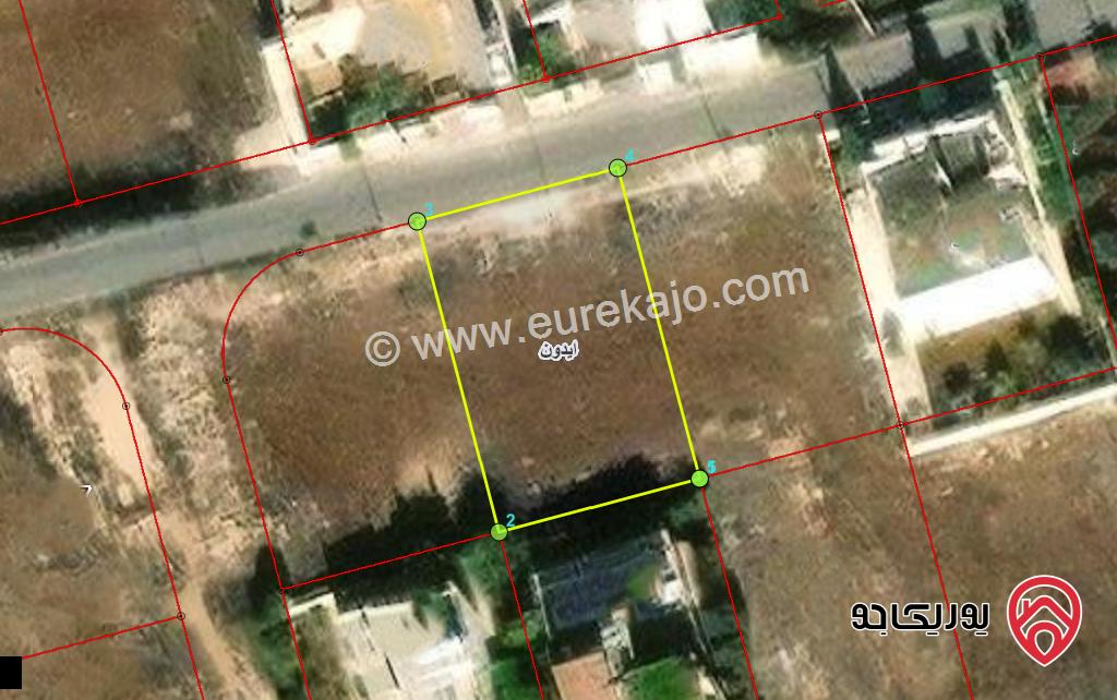 قطعة ارض مساحة 888م للبيع في اربد - منطقة الخارجة شرق المستشفى العسكري 