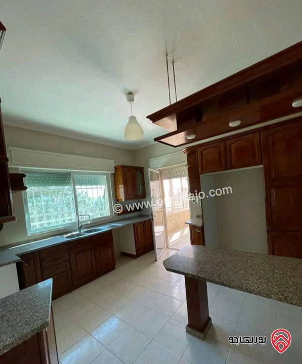 شقة فارغة مساحة 190م طابق ثاني للايجار في عمان - خلدا