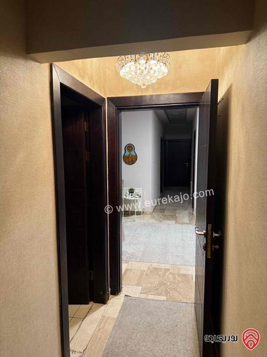 شقة مساحة 146م تسوية من الشارع الامامي وطابق ثاني من الشارع الخلفي للبيع في عمان - دابوق 