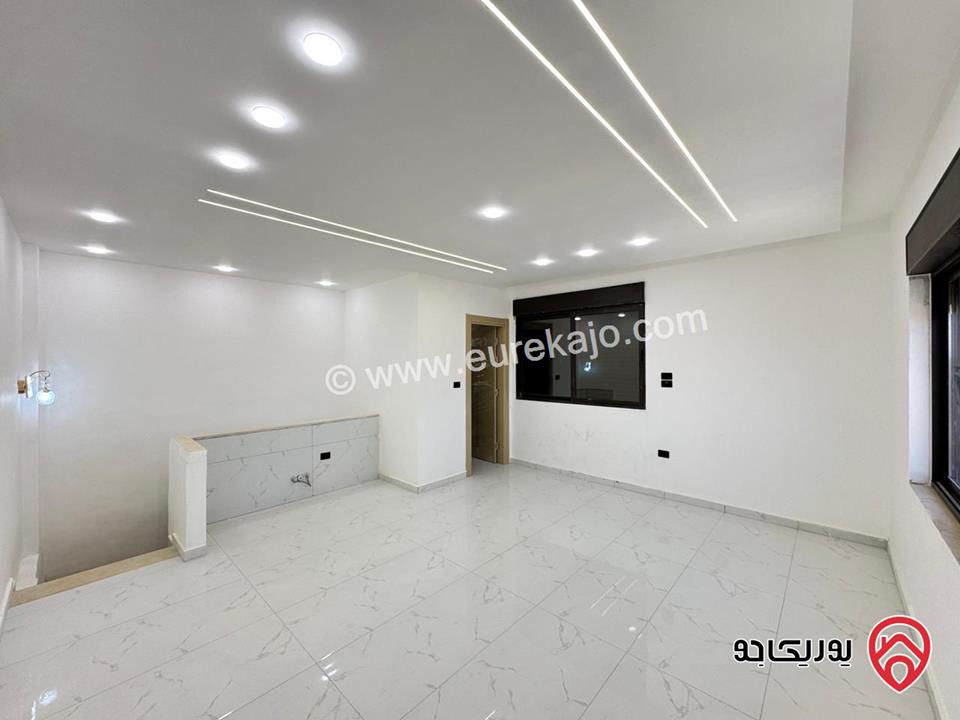 اخر شقتين طابق أرضي مساحة 160م وطابق ثالث دوبلكس مساحة 212م للبيع في عمان - البنيات