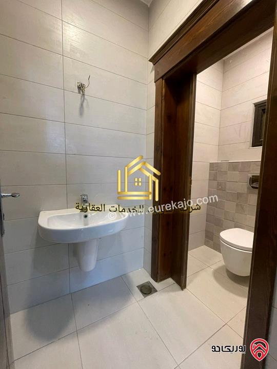 شقة جديدة لم تسكن مساحة 190م طابق أرضي معلق للايجار في عمان - دابوق 