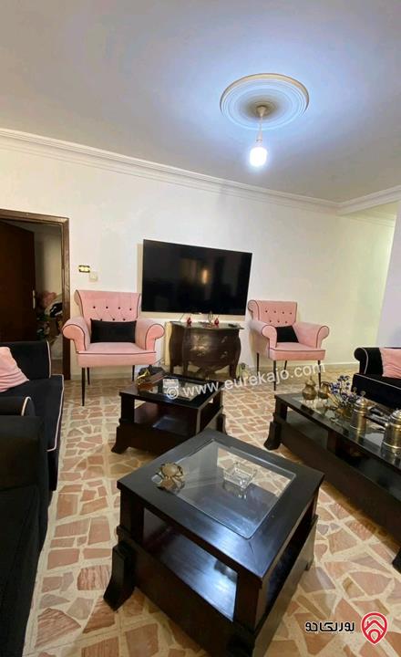 شقة فارغة مساحة 200م طابق أرضي للايجار في عمان - دير غبار 