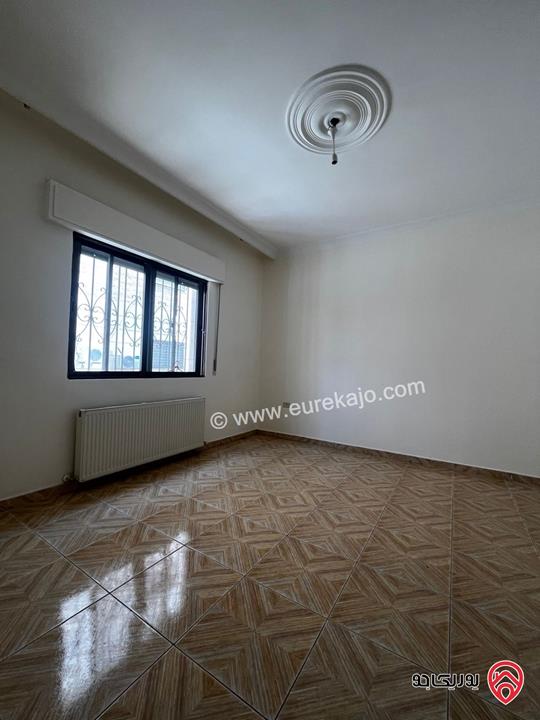 شقة طابق أرضي مساحة 150م للايجار في عمان - الرابية 