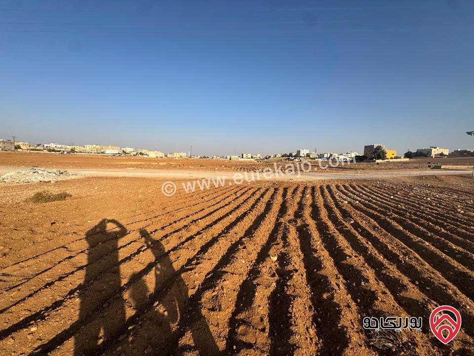 ارض مساحة 485م على شارعين للبيع في عمان - الجيزة - شارع المطار