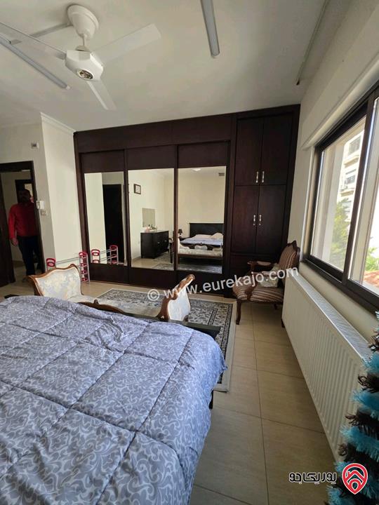 شقة طابق أول مساحة 190م للإيجار مفروشة في عمان - أم السماق 