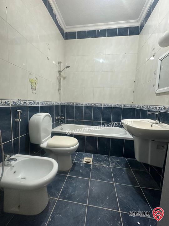 شقة طابق ثالث مساحة 160م للايجار في عمان - ضاحية الرشيد