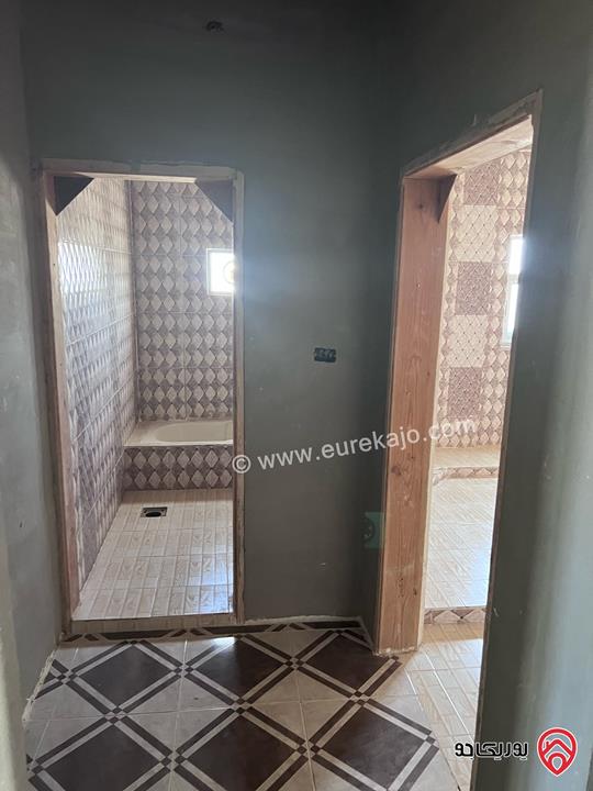 منزل مستقل 3 طوابق على أرض 700م للبيع في المفرق