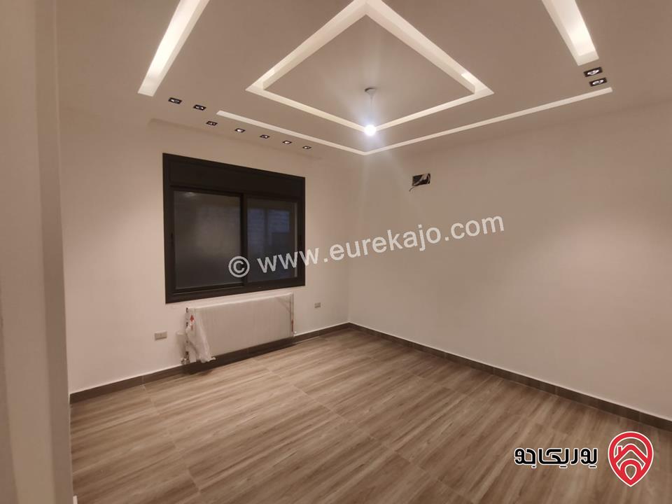 شقة مساحة 160م طابق ثاني للبيع في عمان - الشميساني