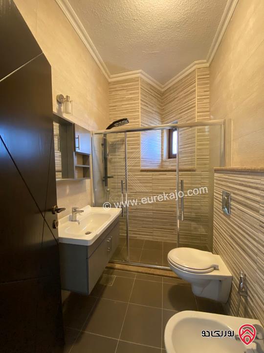 شقة فاخرة مساحة 195م طابق ثاني للبيع في عمان - ام اذينة