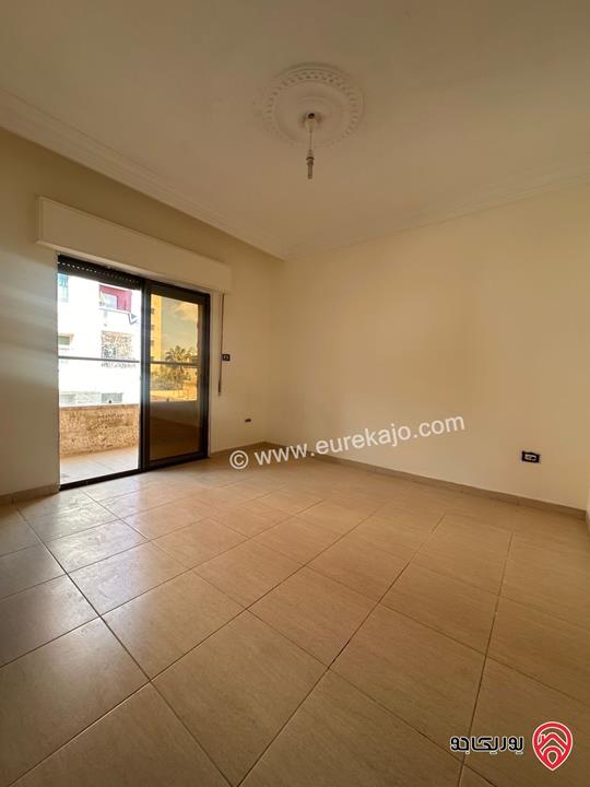 شقة طابق أرضي مساحة 175م للايجار في عمان - ام السماق 