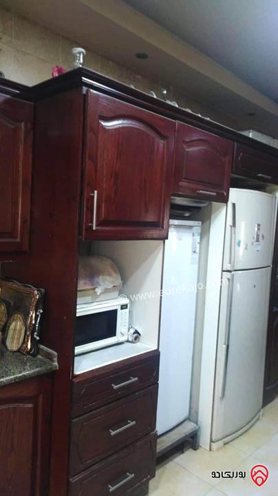 بيت مستقل مساحة 300م على أرض مشتركة للبيع في عمان - صالحية العابد