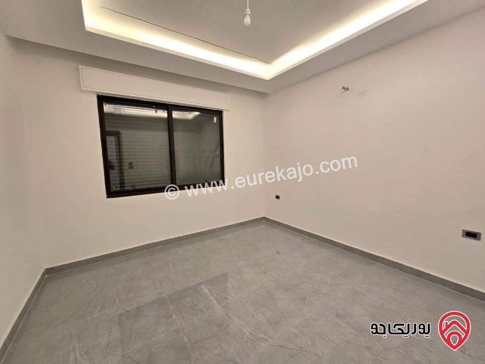 شقة جديدة مساحة 190 متر طابق اول للبيع في عمان - دير غبار قرب شارع الـ60