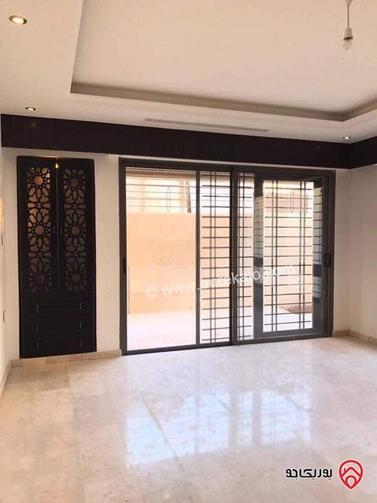 شقق طابق اول مساحة 250م وطابق ثاني مساحة 250م للبيع في عمان - أم أذينة