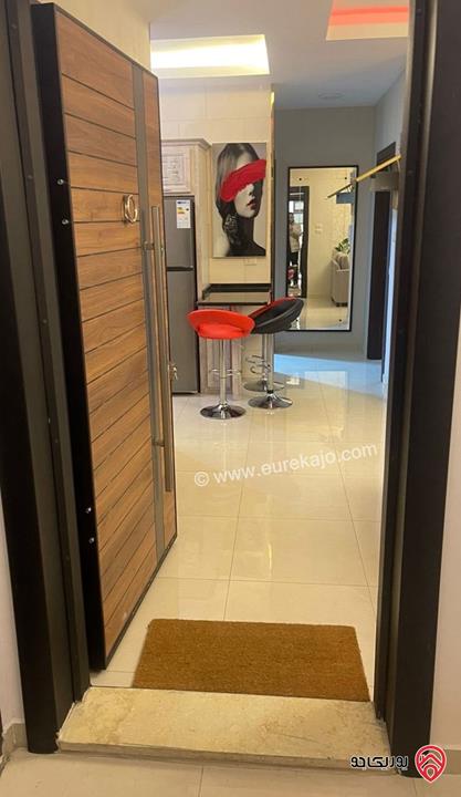 شقة شبه أرضية مساحة 285م للبيع في عمان - تلاع العلي