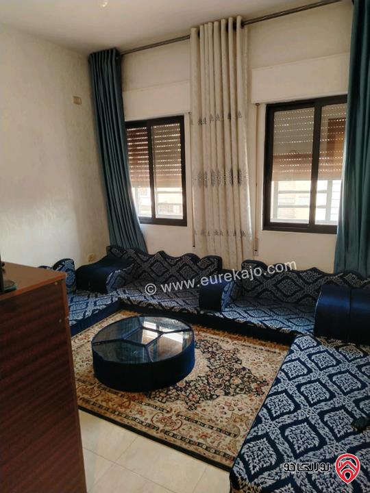 شقة ديلوكس سكن عائلي مساحة 120م طابق ثاني للبيع في عمان - مرج الحمام