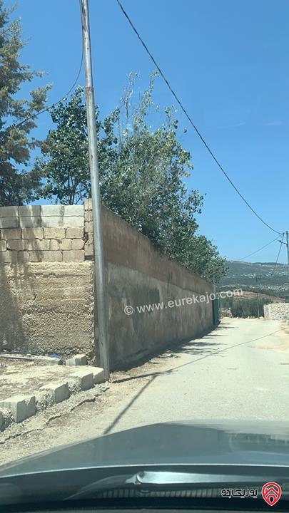 مزرعة مساحة الأرض 2 دونم للبيع بدون منزل في جرش حي الجبارات