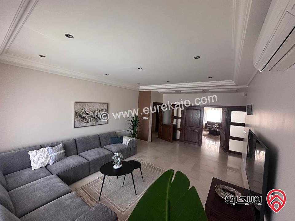 Newly Furnished Classy Apartment 220 Sqm in a Peaceful Family Building For rent in Amman - Dahiyet Alrasheed Walk to Univ.of.Jord. St. & Qasid