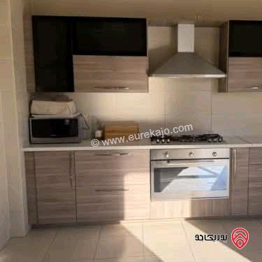 شقة مفروشة ديلوكس طابق ثالث مساحة 220م للايجار في عمان - عبدون