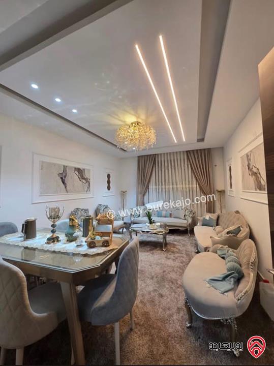 شقة طابق ثالث دوبلكس فاخرة مساحة 231م للبيع في اربد / الحصن 