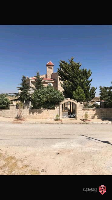 فيلا مساحة 600م للبيع في عمان - قرب مدارس الشويفات ونادي الجواد العربي