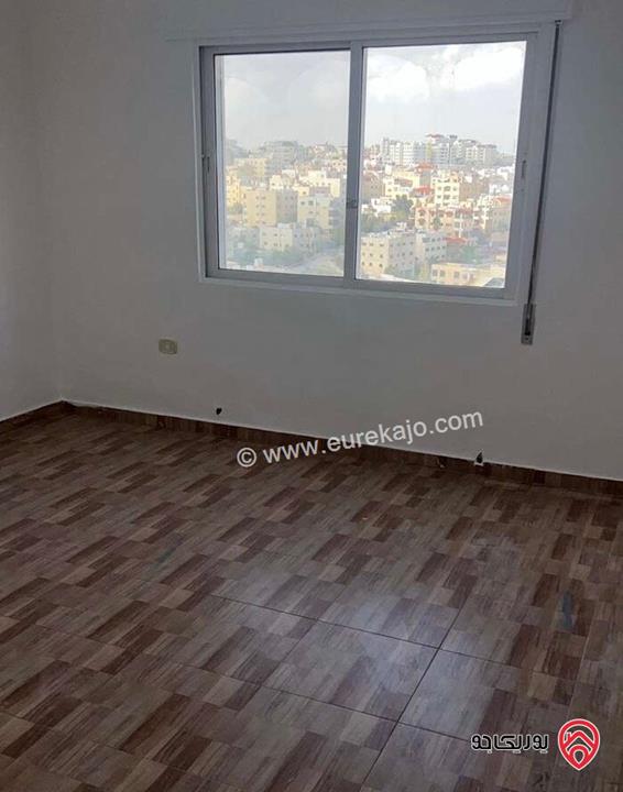 شقة طابق ثالث مساحة 150م للايجار في عمان - حي الياسمين 