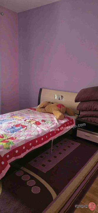 شقة طابق ثاني مساحة 223م للبيع في عمان - خلدا