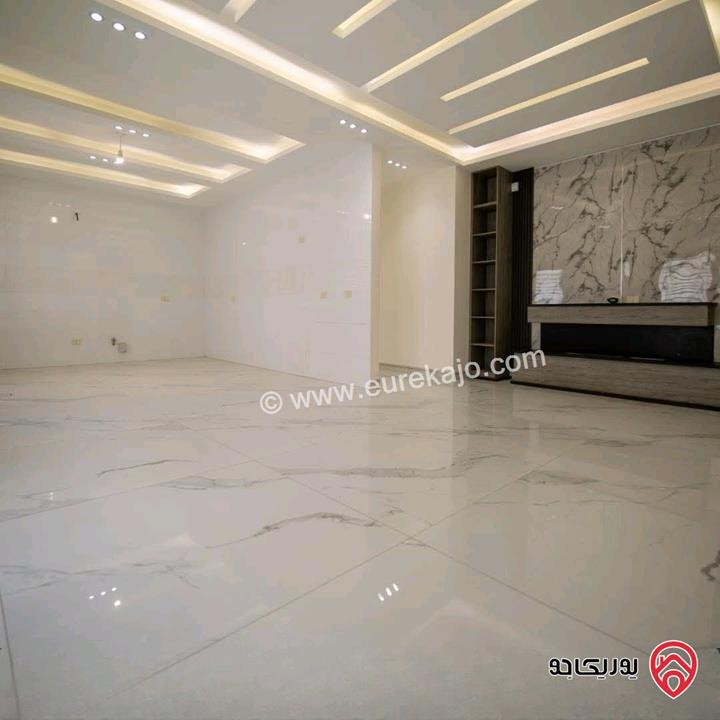 شقة مساحة 200م داخلي و 250م خارجي للبيع في عمان - دابوق الحمارية