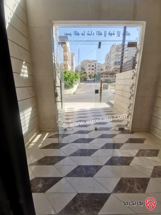 شقة مساحة 195م طابق أول للبيع في عمان - الجبيهة قرب دوار الاميرة بسمة 