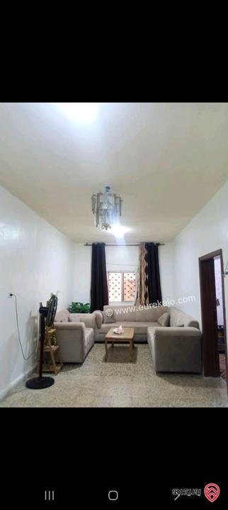 منزل مستقل مساحة 160م على أرض 306م للبيع في المفرق ايدون بني حسن طابقين