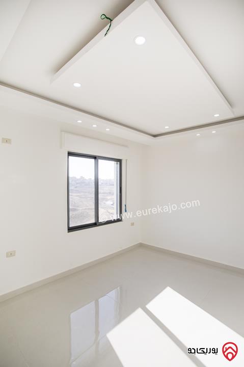 شقة فاخرة طابق ارضي مساحة 130 م للبيع في عمان - ابو علندا من المالك مباشرة كاش او اقساط