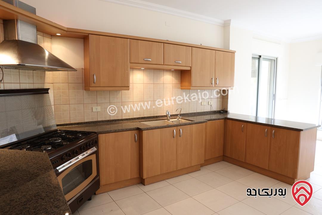 شقة فاخرة مساحة 380م للبيع في عمان - الصويفية