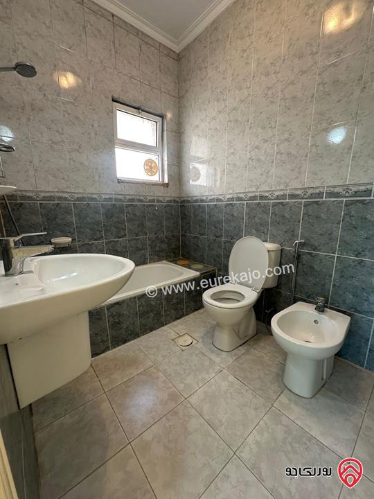 شقة طابق رابع مساحة 140م للايجار في عمان - خلدا