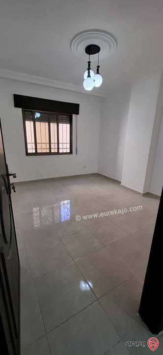 شقة أرضي خلفي مساحة 120م  للبيع في عمان - طبربور هدوء وخصوصية