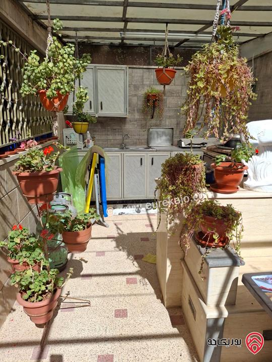 فيلا دوبلكس مساحة 200م على أرض 250م للبيع في عمان - طبربور 