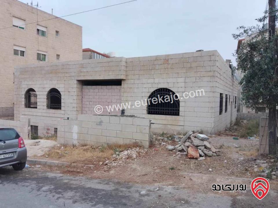 فيلا عظم مساحة 422م على أرض 546م للبيع في عمان - الجبيهة 