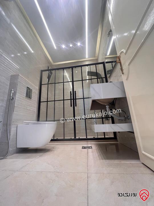 شقة طابق أول مساحة 200م للايجار في عمان - ام اذينة 