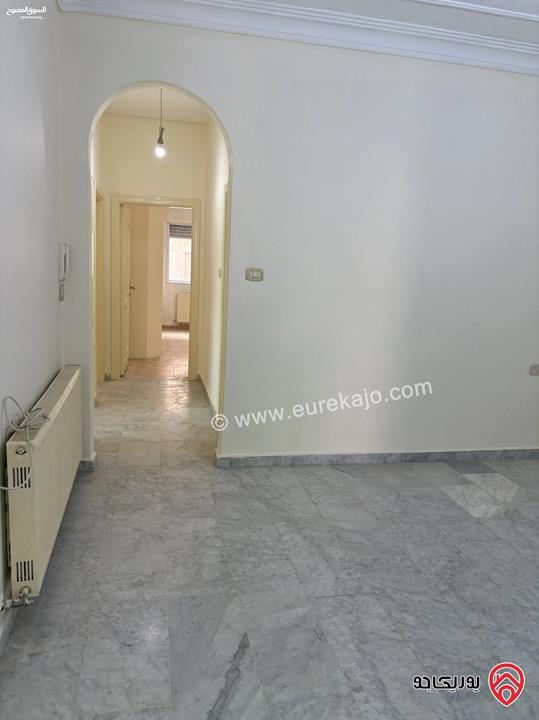 شقة طابق اول مساحة 170 متر للبيع في عمان - خلدا 